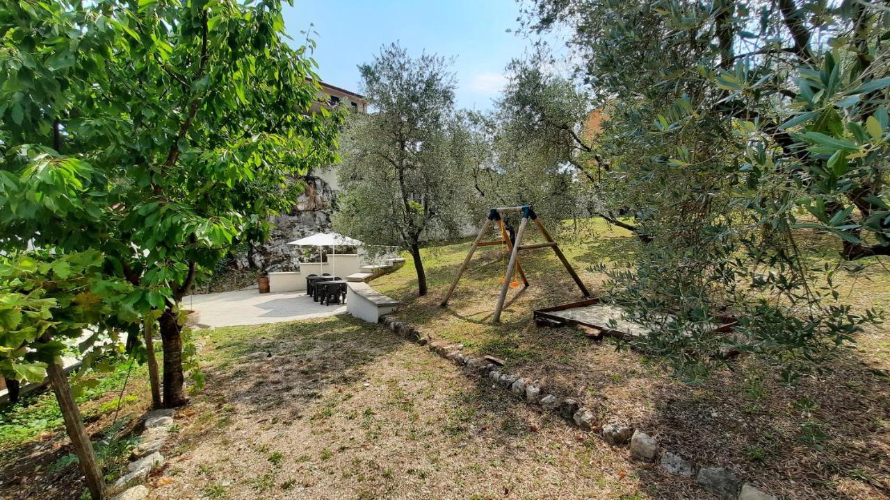 Апартаменти Casa Elisabetta Shortlets Caposele Екстер'єр фото