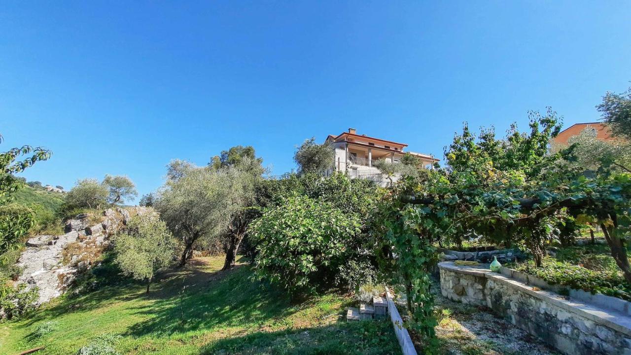 Апартаменти Casa Elisabetta Shortlets Caposele Екстер'єр фото